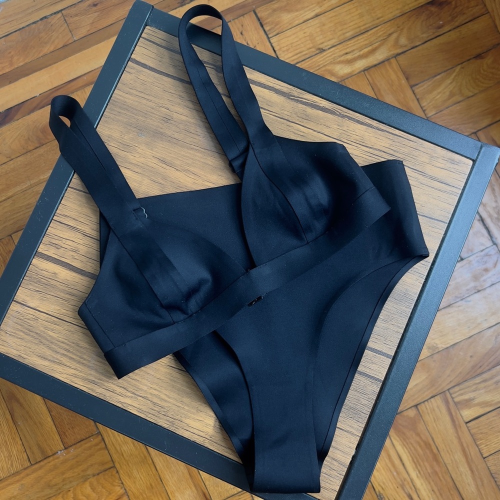 Black bikini set from COS